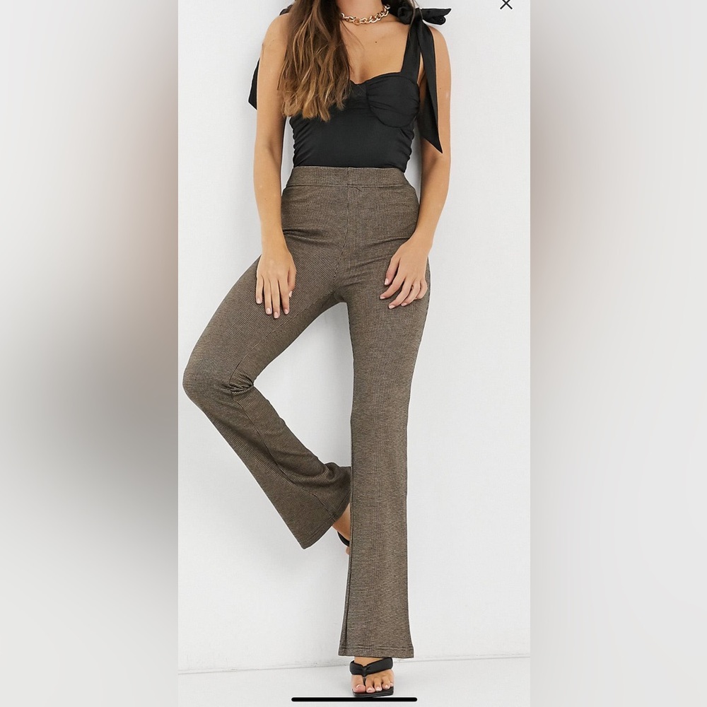 Brown Black Flared wide Leg houndstooth Pull on Stretch waist pants size medium